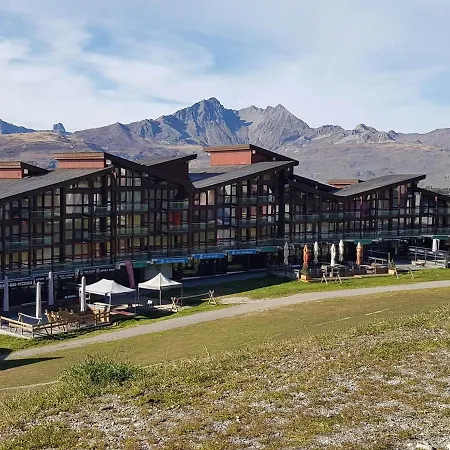 3 Pers. Avec Balcon, Au Pied Des Pistes, Proche Esf Et Commerces A Arc 1800 - Fr-1-411-301